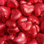 200-RED-FOIL-CHOCOLATE-LOVE-HEARTS-WEDDING-FAVOURS-VALENTINES-121569556044