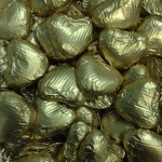 50-Gold-Foiled-Wrap-Solid-Milk-Chocolate-Hearts-Wedding-Engagement-Favours-111271537698